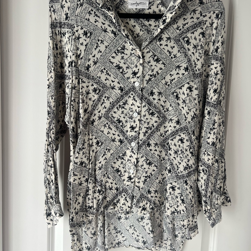CJLA Black and White Patterned Button Down Shirt
